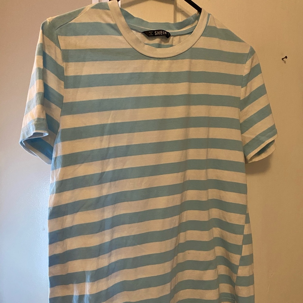 Light blue and white stripe tee